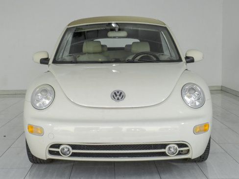 Used 2005 Volkswagen Beetle GLS FWD image 3