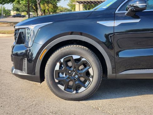 New 2026 Kia Sorento S w/ S Panoramic Sunroof Package image 7