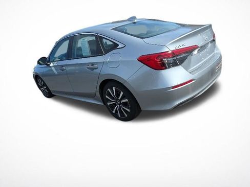 Certified 2024 Honda Civic EX image 5