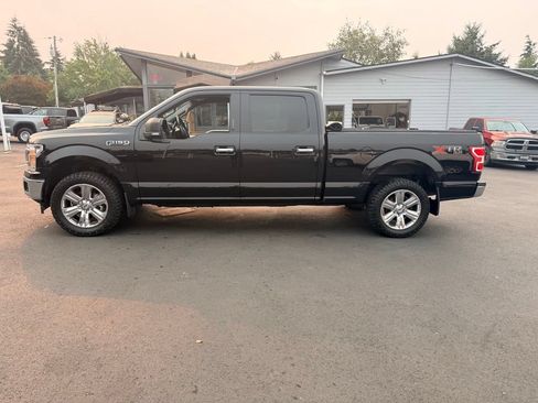 Used 2018 Ford F150 XLT w/ Equipment Group 302A Luxury AWD/4WD image 2