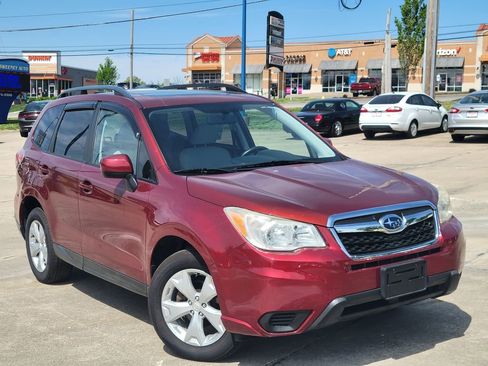 Used 2014 Subaru Forester 2.5i Premium w/ All-Weather Package AWD/4WD image 28