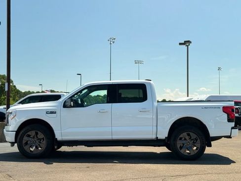 Used 2024 Ford F150 Lightning Flash AWD/4WD image 42