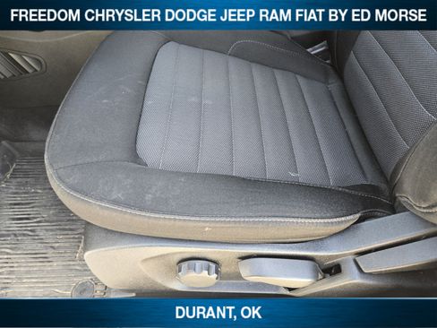 Used 2024 Ford Edge SE w/ Black Appearance Package AWD/4WD image 18