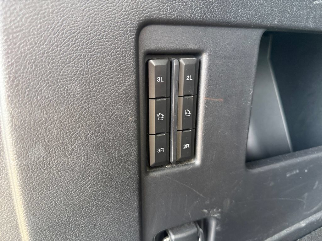 Used 2024 Ford Expedition Limited AWD/4WD image 45