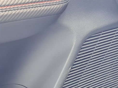 Certified 2025 Nissan Kicks SR FWD image 26