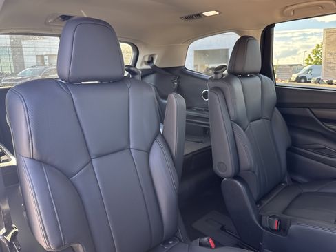 New 2025 Subaru Ascent Bronze Edition w/ Onyx Package image 14