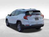 Used 2023 GMC Terrain SLT image 3