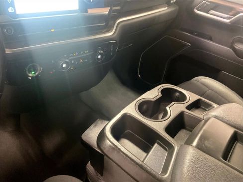 Used 2022 Chevrolet Silverado 1500 LT image 20