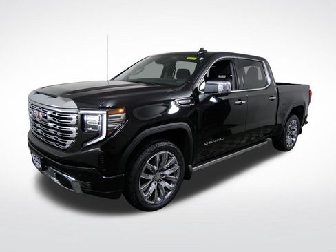 Used 2024 GMC Sierra 1500 Denali AWD/4WD image 7