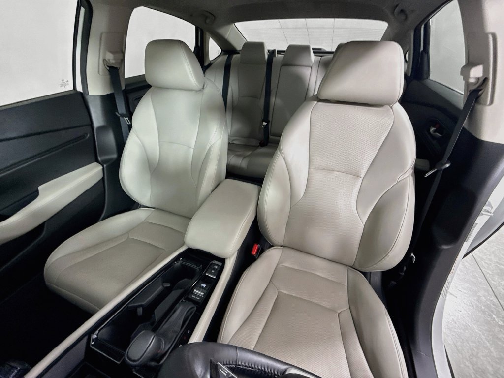 Used 2025 Honda Accord Touring image 11