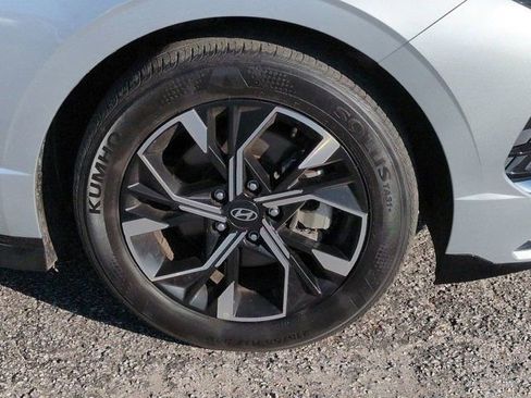 Used 2025 Hyundai Sonata SEL FWD image 10