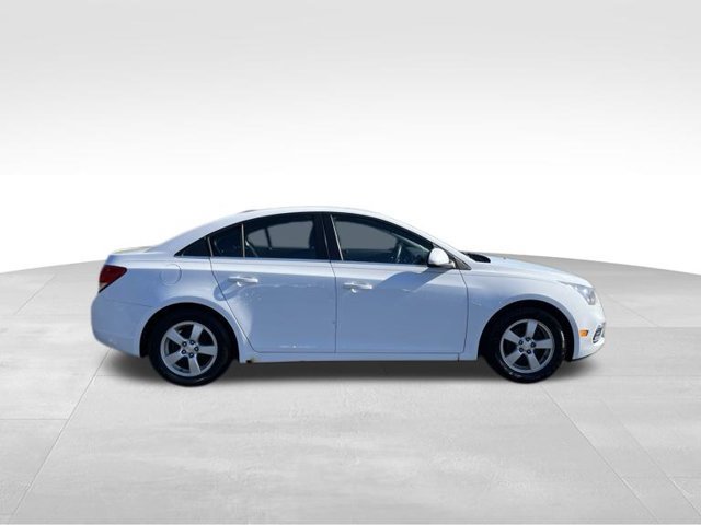Used 2015 Chevrolet Cruze LT FWD image 6