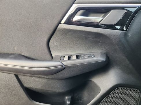 Used 2025 Mitsubishi Outlander ES image 23