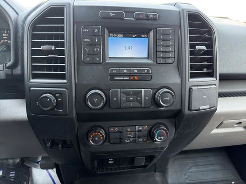 Used 2020 Ford F150 XL w/ Trailer Tow Package RWD image 10