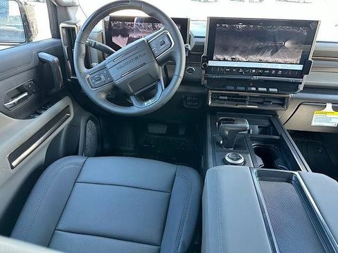 New 2025 GMC Hummer EV 3X image 16