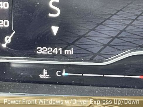 Certified 2025 GMC Sierra 1500 SLT image 12