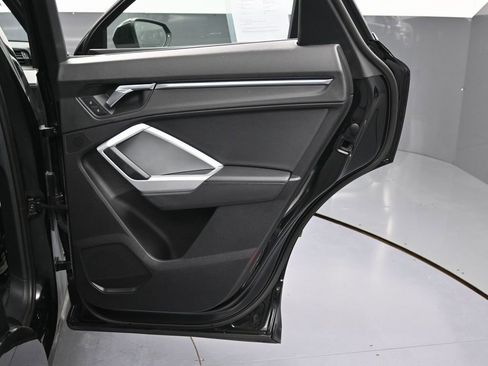 Used 2022 Audi Q3 2.0T Premium Plus w/ Premium Plus Package image 36