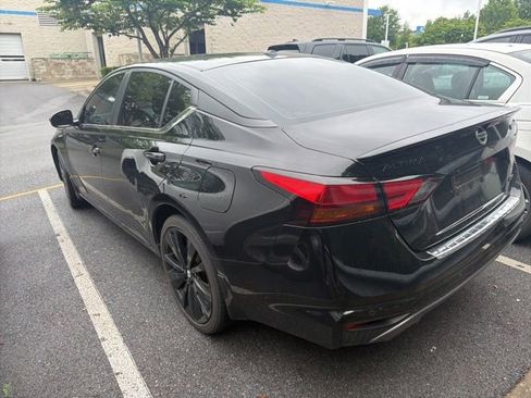 Used 2022 Nissan Altima 2.5 SR w/ Midnight Edition Package AWD/4WD image 6