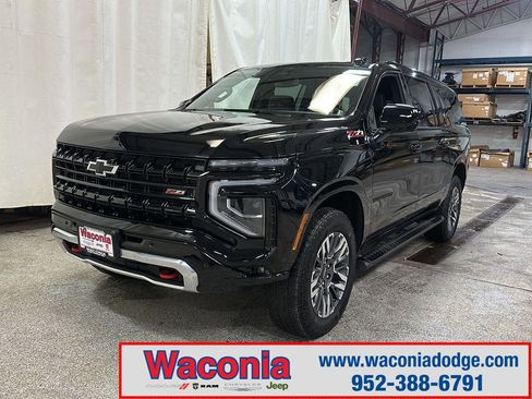 Used 2025 Chevrolet Suburban Z71 AWD/4WD image 1