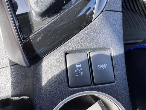 Used 2019 Toyota Corolla XSE image 24