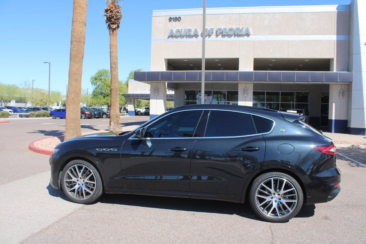 Used 2019 Maserati Levante GTS AWD/4WD image 2
