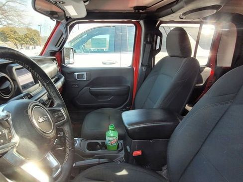 Used 2020 Jeep Gladiator Sport w/ Quick Order Package 24S image 10