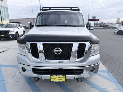 Used 2017 Nissan NV 3500 SL image 10