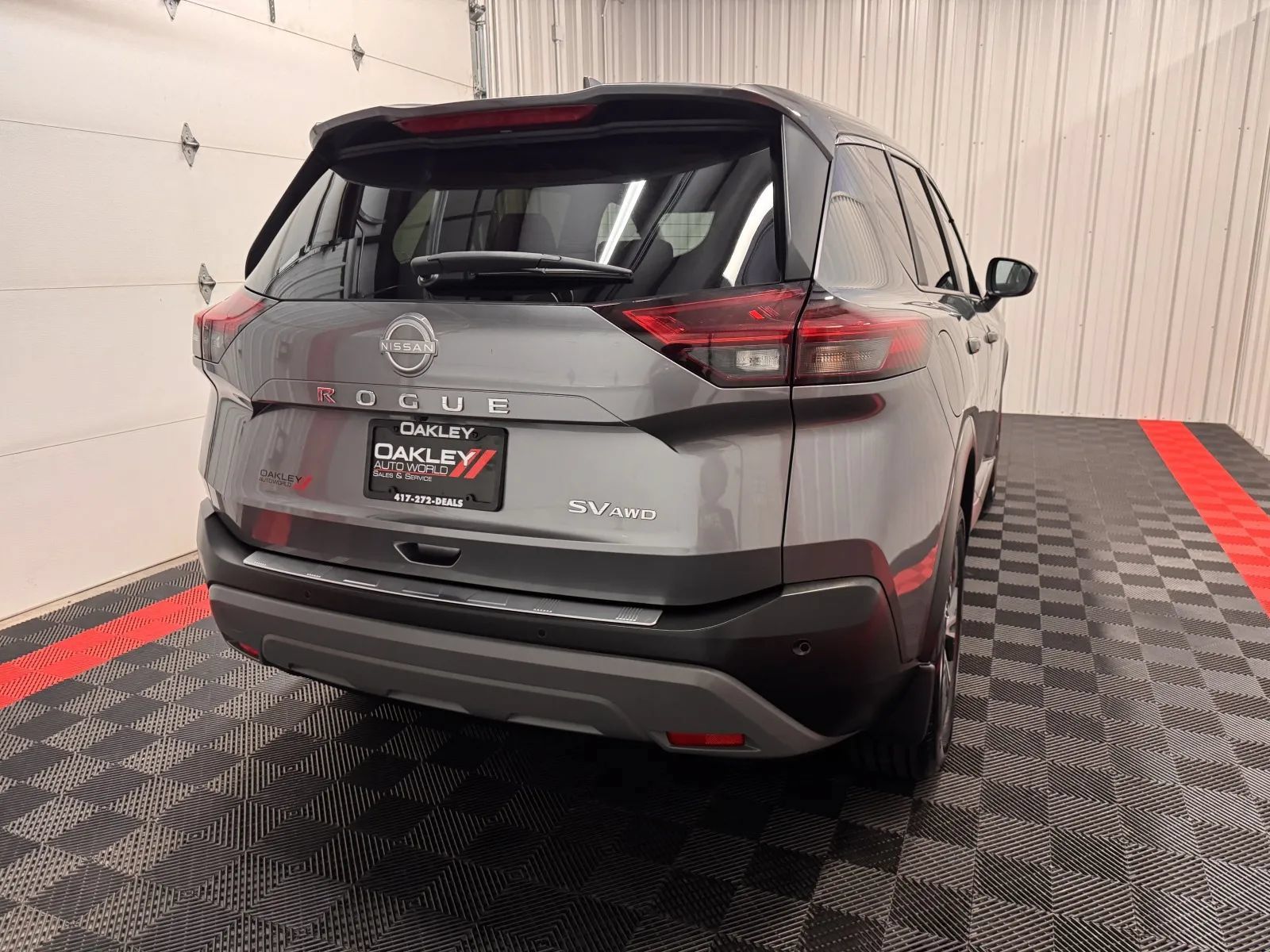 Used 2023 Nissan Rogue SV AWD/4WD image 15