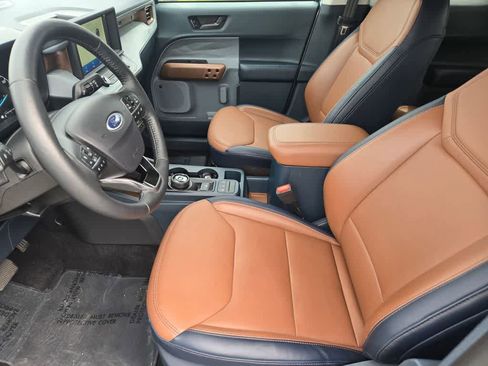Used 2022 Ford Maverick Lariat w/ Lariat Luxury Package FWD image 17