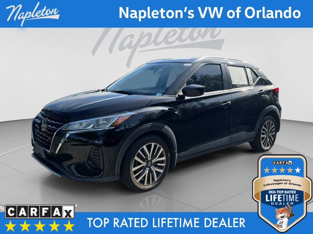 Used 2021 Nissan Kicks SV FWD image 1