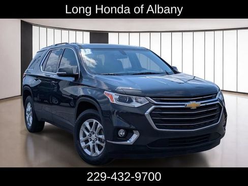Used 2018 Chevrolet Traverse LT FWD image 5