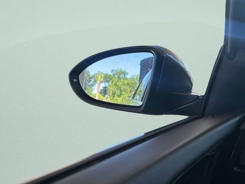 Used 2025 Volkswagen Jetta SEL image 9