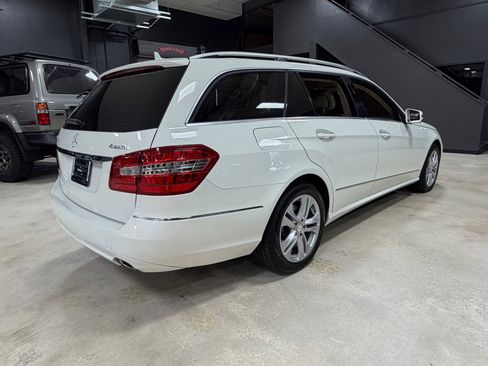 Used 2011 Mercedes-Benz E 350 4MATIC Wagon image 12