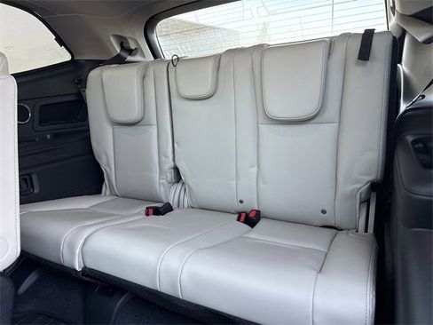 New 2025 Subaru Ascent Limited image 15