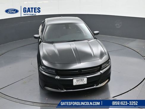 Used 2019 Dodge Charger SXT image 42