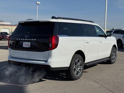 New 2025 Ford Expedition Max Active image 3