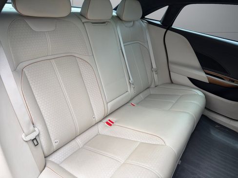Used 2022 Lucid Air Grand Touring AWD/4WD image 18