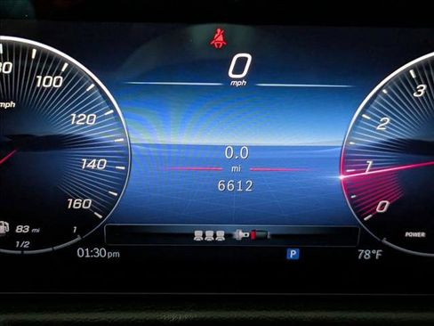 Certified 2025 Mercedes-Benz GLB 250 image 11