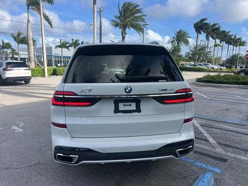 Used 2023 BMW X7 xDrive40i w/ M Sport Package image 8