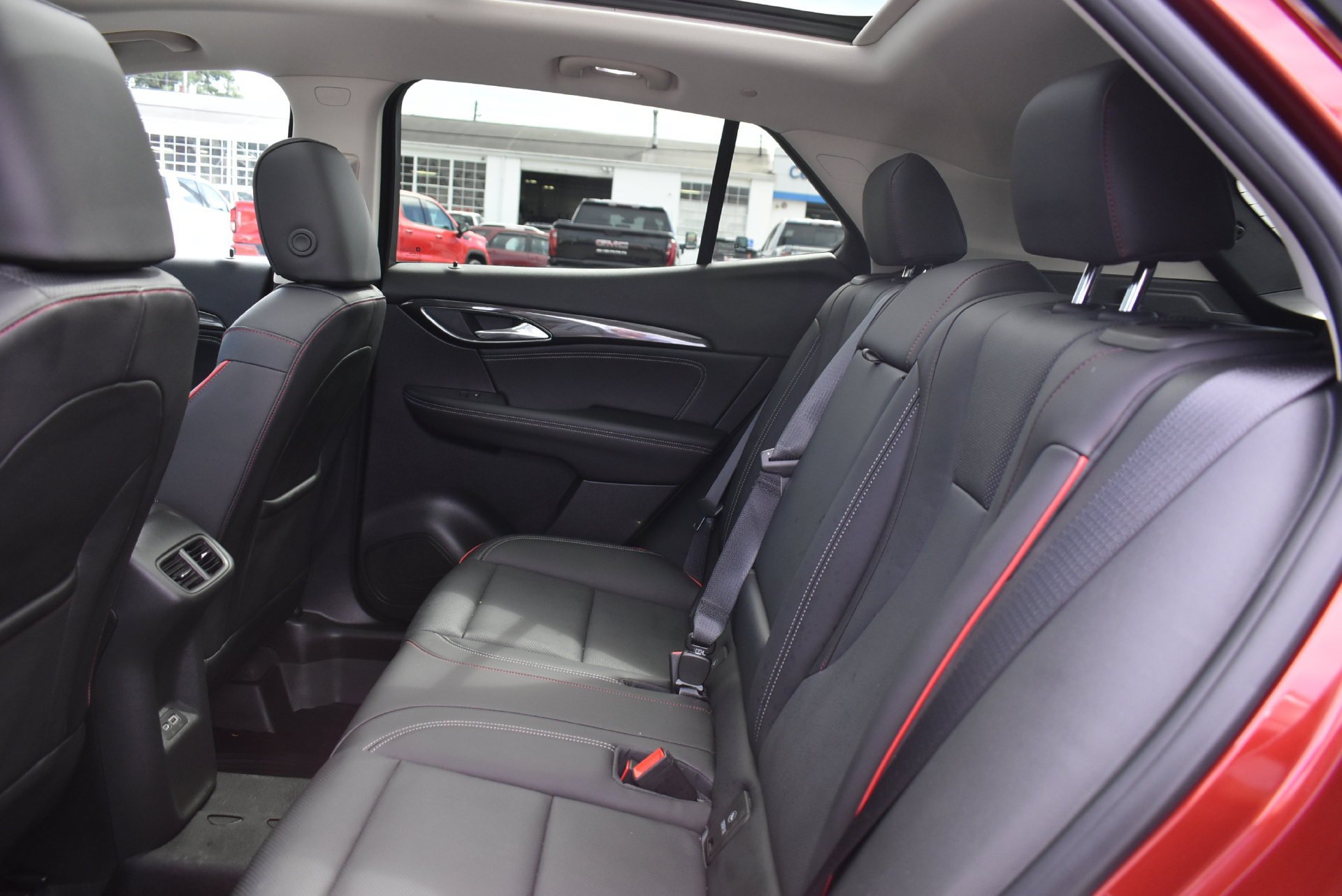 Used 2023 Buick Envision Essence w/ Sport Touring Package AWD/4WD image 15