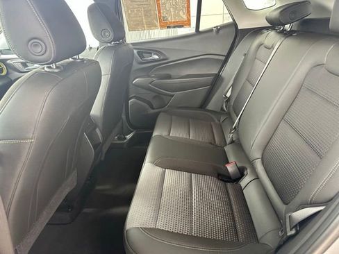 Used 2024 Chevrolet Trax LT FWD image 21