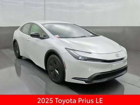 Certified 2025 Toyota Prius LE FWD image 1