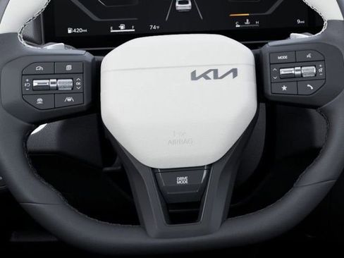 New 2026 Kia K4 GT-Line FWD image 22