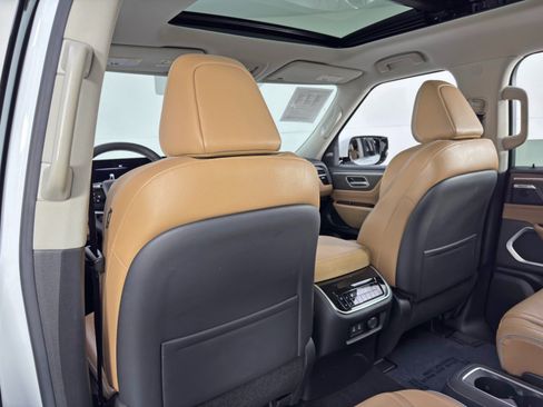 Used 2025 INFINITI QX80 Luxe w/ Cargo Package AWD/4WD image 38
