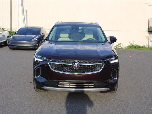 Used 2023 Buick Envision Avenir image 3