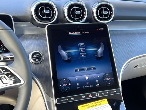 New 2026 Mercedes-Benz GLC 300 4MATIC image 19