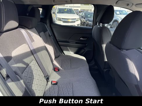 Certified 2025 Nissan Kicks SV image 7
