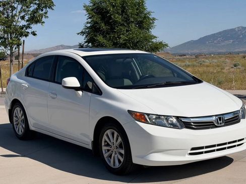 Used 2012 Honda Civic EX-L image 3