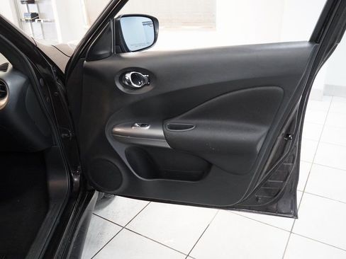 Used 2016 Nissan Juke SV w/ Cold Weather Package image 27