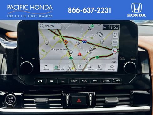 Used 2023 Nissan Pathfinder Platinum FWD image 25